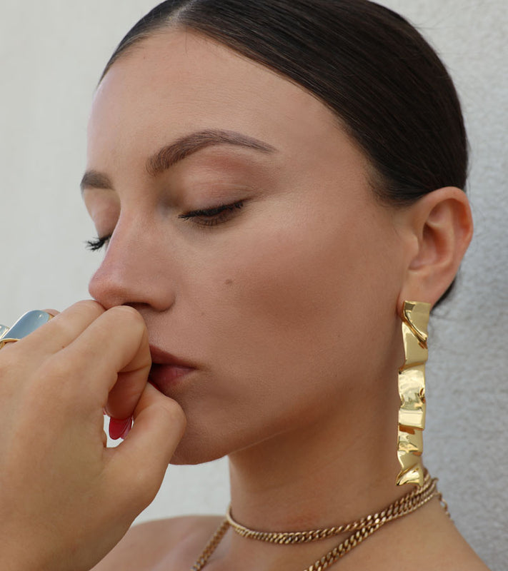 Coup de Coeur Gold wave earrings