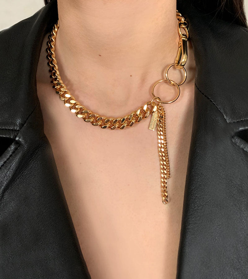 Coup de Coeur London Gold curb chain necklace