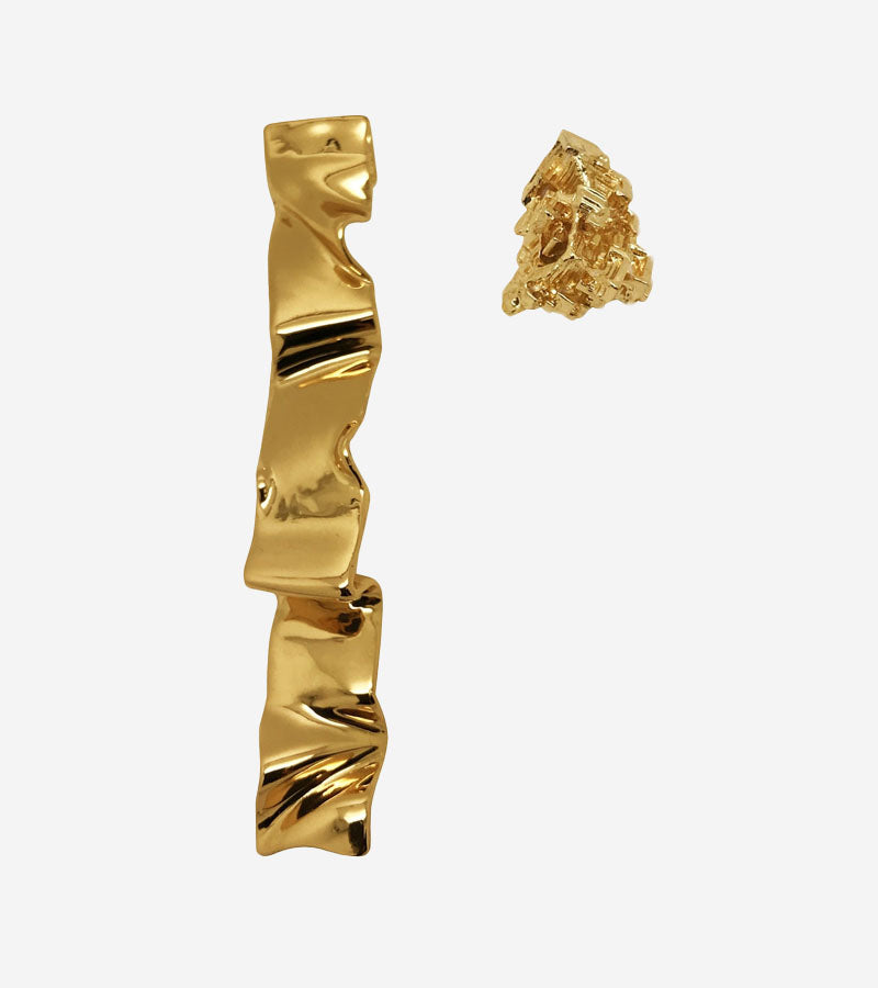 Coup de Coeur Gold mismatched wave and vortex earrings
